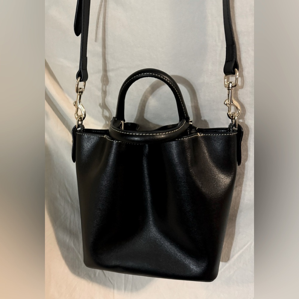 Dooney and Bourke small Florentine Barlow bag NWT - Picture 3 of 13